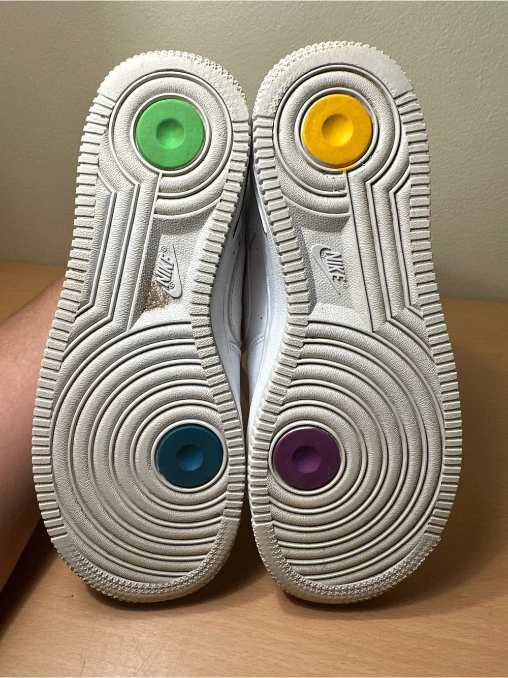 Nike Air Force 1 '07 LV8 3 Low 